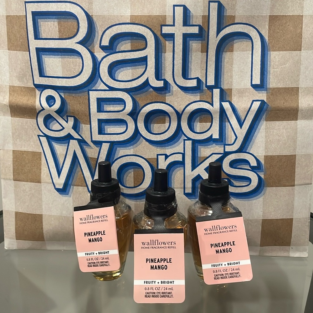 Bath & Body Works Wallflowers in Pineapple Mango Scent (set of three)